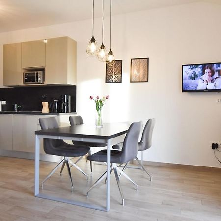 Apartment Dora Primošten Buitenkant foto